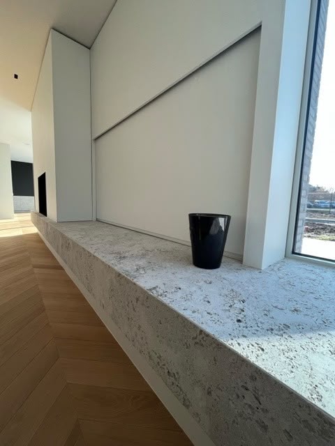 Socle de cheminée en pierre naturelle - vue 2